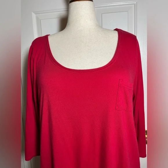 Lane Bryant Women’s Vibrant Red Three Quarter Inch Sleeve Tee - Picture 2 of 9